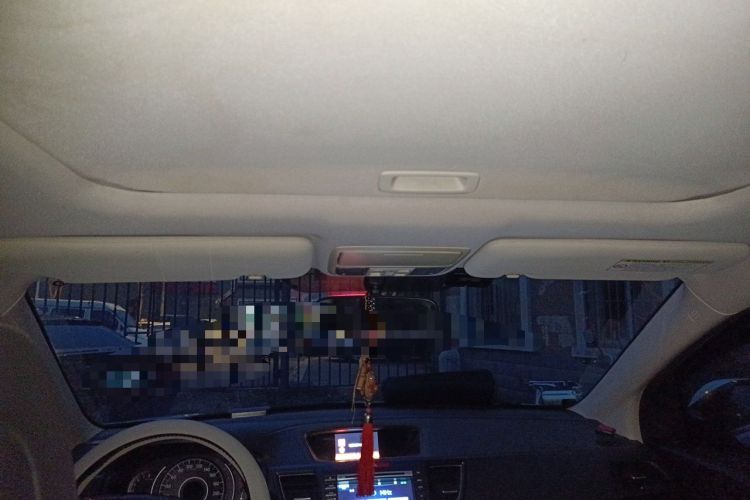 Used Honda CR-V 2012 2.4L four-wheel drive luxury version Headliner