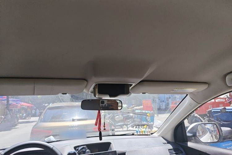 Used Honda CR-V 2012 2.0L two-wheel drive urban version Headliner