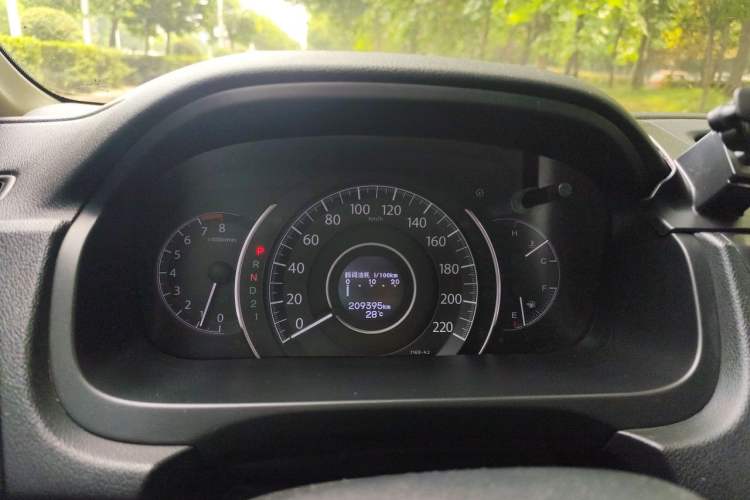 Used Honda CR-V 2012 2.4L four-wheel drive luxury version Instrument Cluster