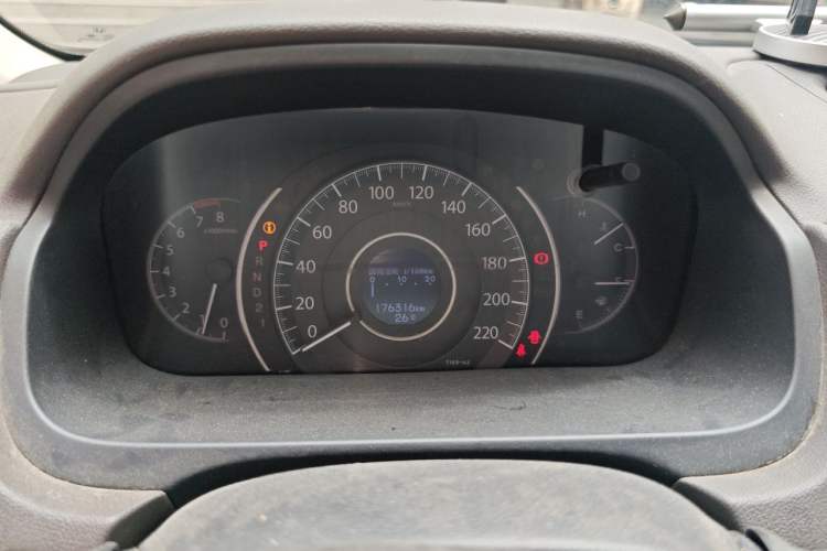 Used Honda CR-V 2012 2.4L four-wheel drive luxury version Instrument Cluster