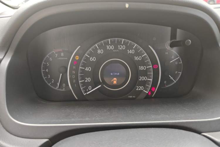 Used Honda CR-V 2012 2.4L four-wheel drive luxury version Instrument Cluster