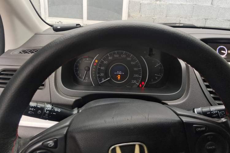 Used Honda CR-V 2012 2.4L four-wheel drive luxury version Instrument Cluster
