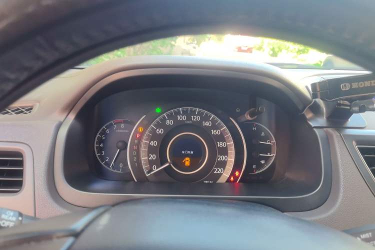 Used Honda CR-V 2012 2.4L four-wheel drive luxury version Instrument Cluster