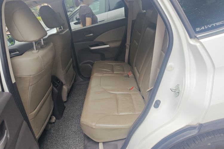 Used Honda CR-V 2012 2.4L four-wheel drive luxury version Interior 3