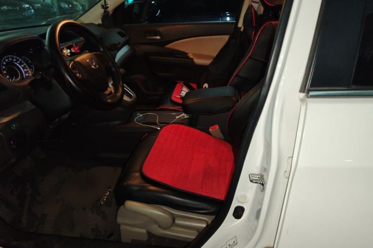 Used Honda CR-V 2012 2.0L two-wheel drive urban version Left Front Seat