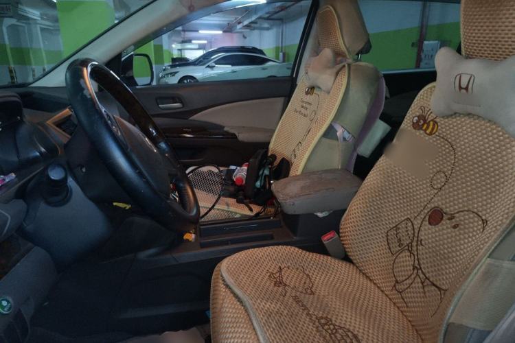 Used Honda CR-V 2012 2.0L two-wheel drive urban version Left Front Seat