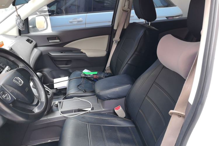 Used Honda CR-V 2012 2.0L two-wheel drive urban version Left Front Seat