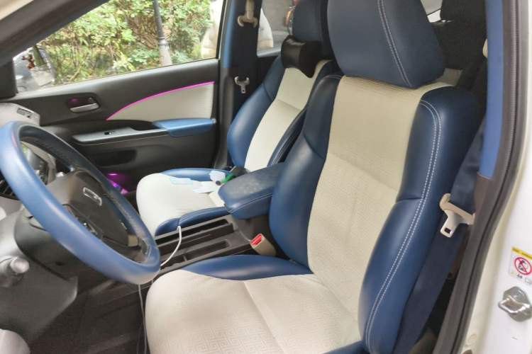 Used Honda CR-V 2012 2.0L two-wheel drive urban version Left Front Seat