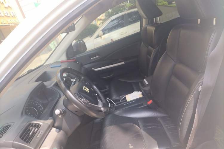 Used Honda CR-V 2012 2.4L four-wheel drive luxury version Left Front Seat