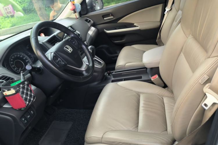 Used Honda CR-V 2012 2.4L four-wheel drive luxury version Left Front Seat