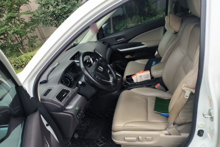 Used Honda CR-V 2012 2.4L four-wheel drive luxury version Left Front Seat