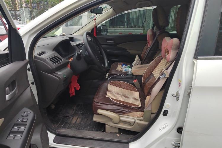 Used Honda CR-V 2012 2.0L two-wheel drive urban version Left Front Seat