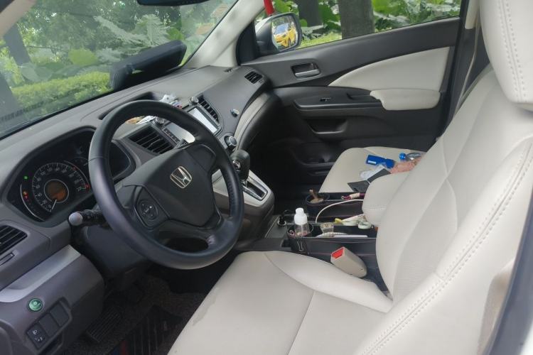 Used Honda CR-V 2012 2.0L two-wheel drive urban version Left Front Seat
