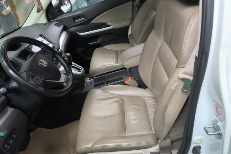Used Honda CR-V 2012 2.4L four-wheel drive luxury version Left Front Seat
