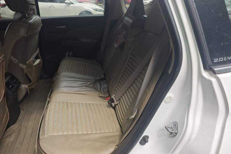 Used Honda CR-V 2012 2.0L two-wheel drive urban version Left Rear Seat