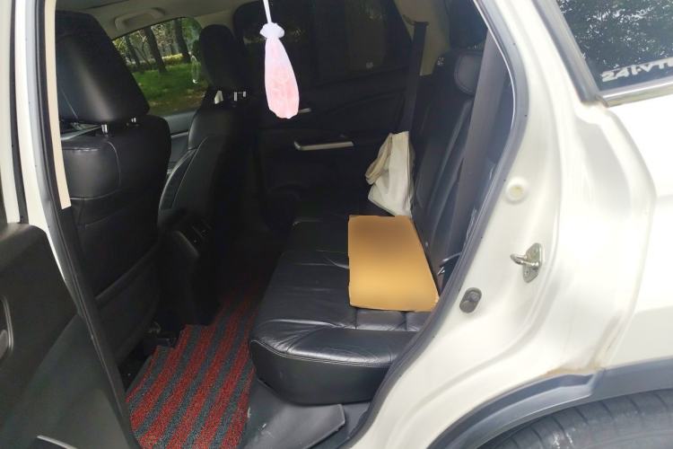 Used Honda CR-V 2012 2.4L four-wheel drive luxury version Left Rear Seat