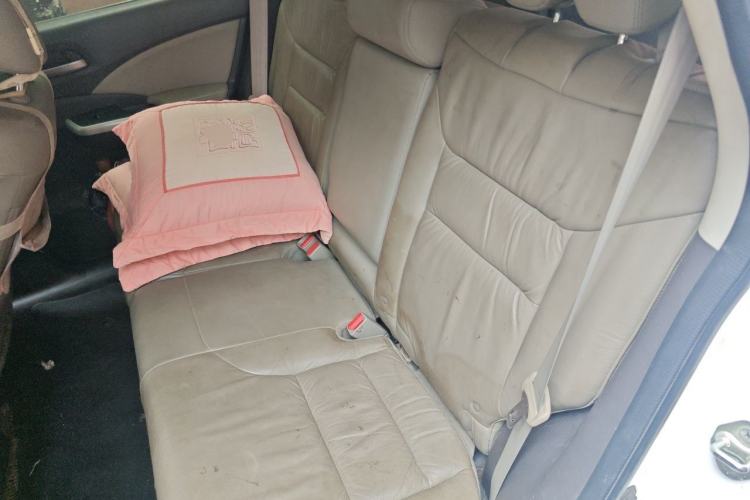 Used Honda CR-V 2012 2.4L four-wheel drive luxury version Left Rear Seat