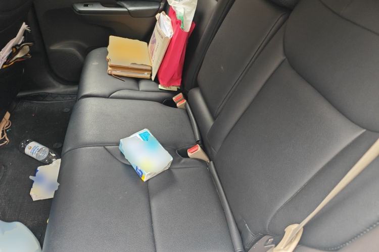 Used Honda CR-V 2012 2.0L two-wheel drive urban version Left Rear Seat