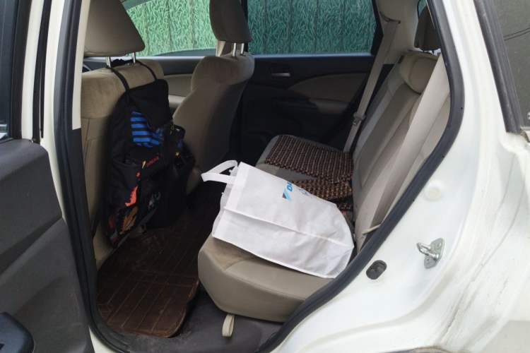 Used Honda CR-V 2012 2.0L two-wheel drive urban version Left Rear Seat