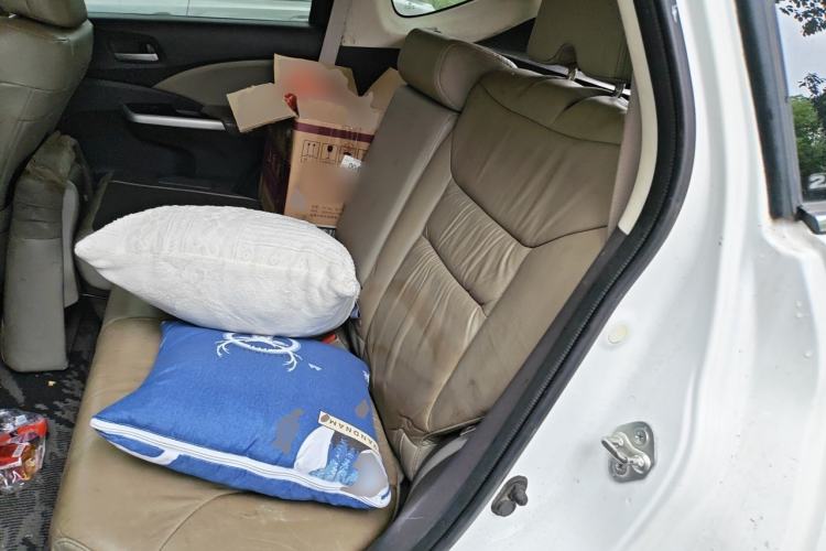 Used Honda CR-V 2012 2.0L two-wheel drive urban version Left Rear Seat
