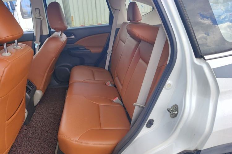 Used Honda CR-V 2012 2.0L two-wheel drive urban version Left Rear Seat