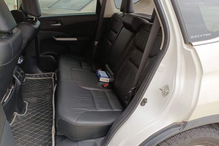 Used Honda CR-V 2012 2.4L four-wheel drive luxury version Left Rear Seat