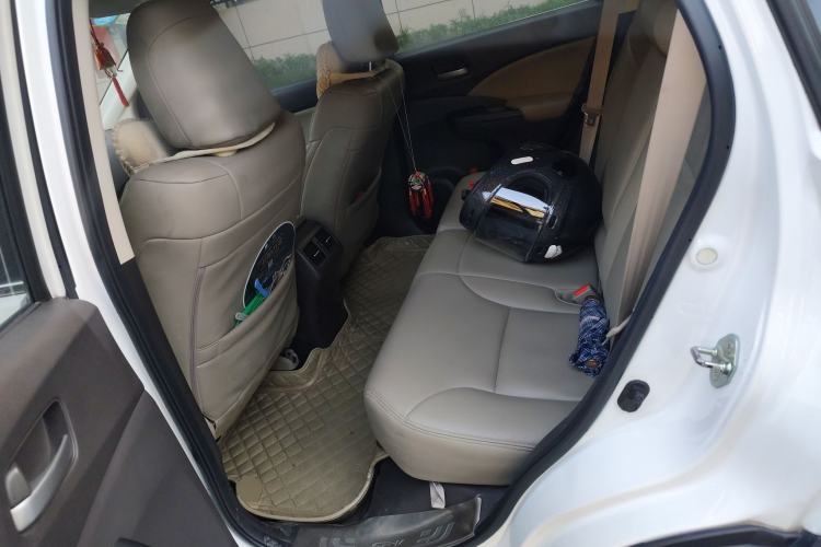 Used Honda CR-V 2012 2.0L two-wheel drive urban version Left Rear Seat