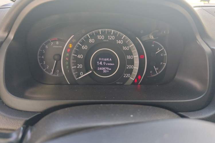 Used Honda CR-V 2012 2.4L four-wheel drive luxury version Odometer Close Up