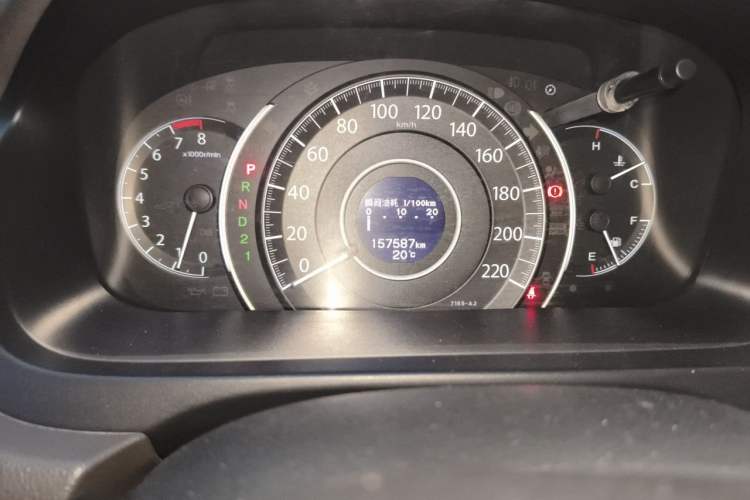 Used Honda CR-V 2012 2.4L four-wheel drive luxury version Odometer Close Up