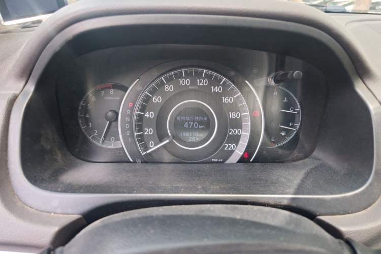 Used Honda CR-V 2012 2.0L two-wheel drive urban version Odometer Close Up