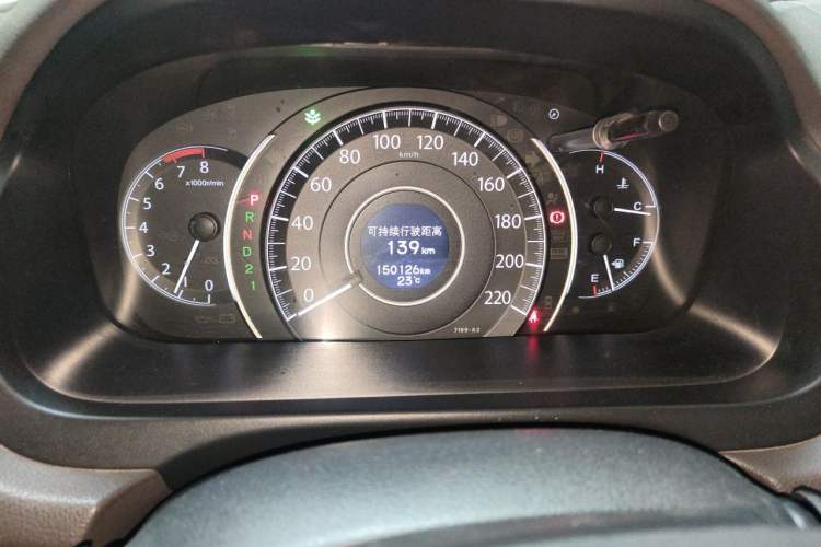 Used Honda CR-V 2012 2.0L two-wheel drive urban version Odometer Close Up