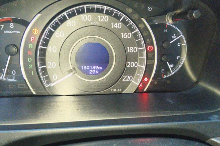 Used Honda CR-V 2012 2.0L Four-wheel Drive Classic Edition Odometer Close Up