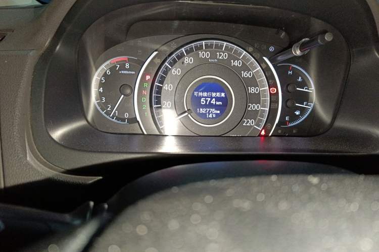 Used Honda CR-V 2012 2.0L two-wheel drive urban version Odometer Close Up