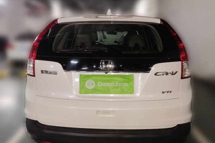 Used Honda CR-V 2012 2.4L four-wheel drive luxury version Rear