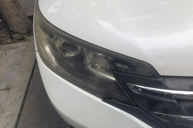 Used Honda CR-V 2012 2.4L four-wheel drive luxury version Right Front Headlight