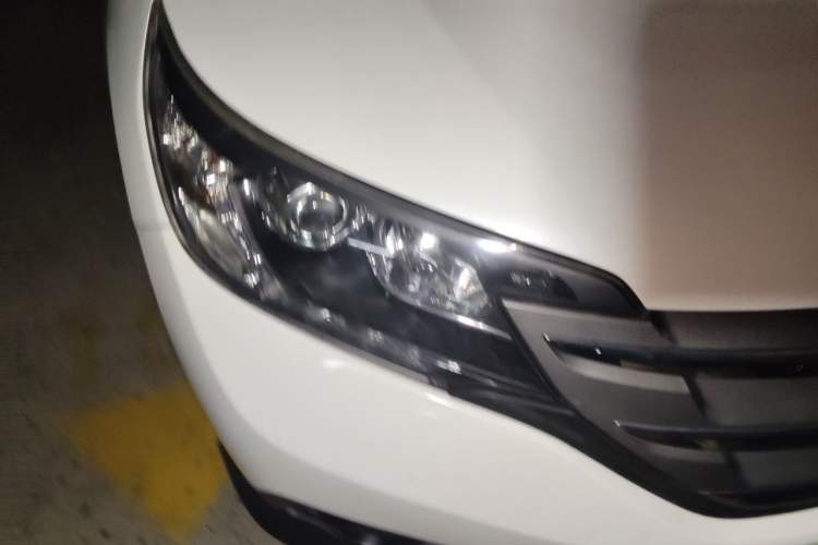 Used Honda CR-V 2012 2.4L four-wheel drive luxury version Right Front Headlight