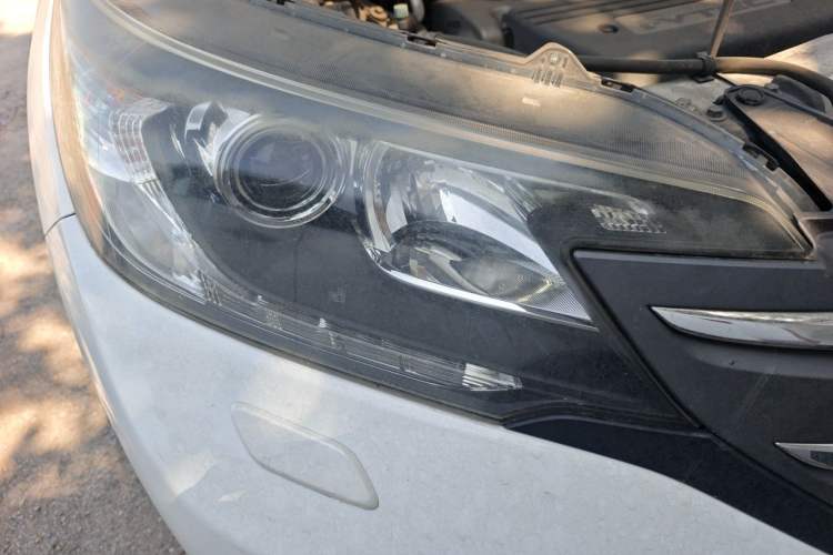 Used Honda CR-V 2012 2.4L Four-Wheel Drive Prestige Navigation Edition Right Front Headlight