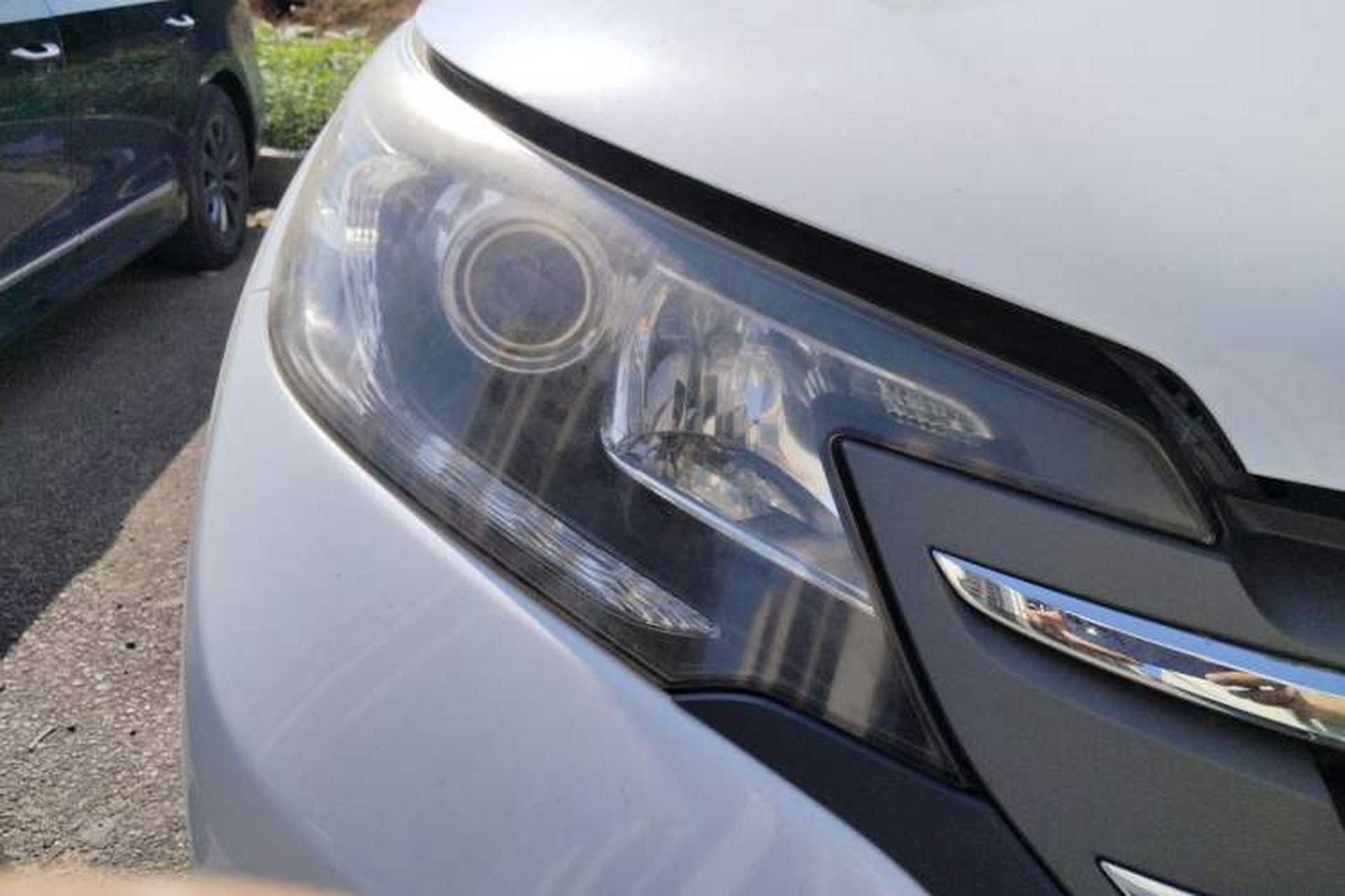 Used Honda CR-V 2012 2.4L four-wheel drive luxury version Right Front Headlight