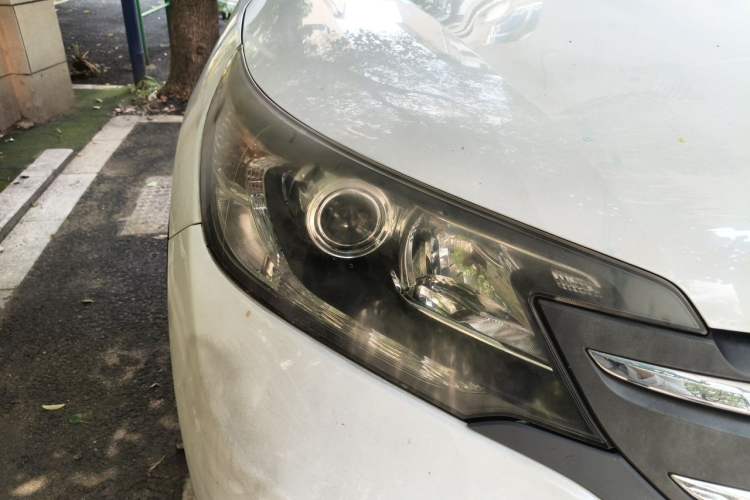 Used Honda CR-V 2012 2.0L Four-wheel Drive Classic Edition Right Front Headlight