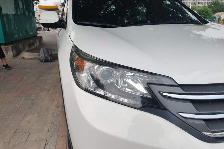 Used Honda CR-V 2012 2.0L two-wheel drive urban version Right Front Headlight
