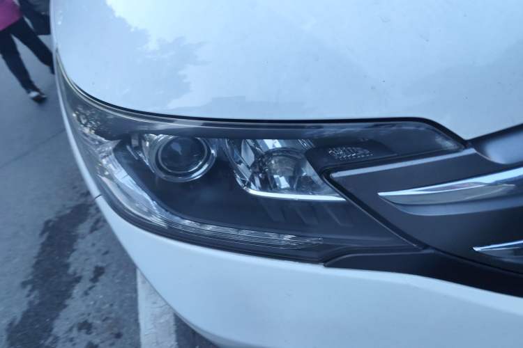Used Honda CR-V 2012 2.0L two-wheel drive urban version Right Front Headlight