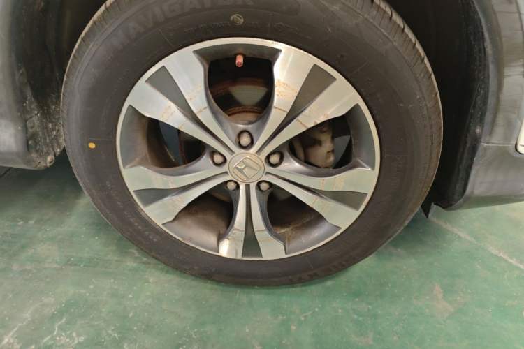 Used Honda CR-V 2012 2.4L Four-wheel Drive Prestige Edition Right Front Wheel Hub