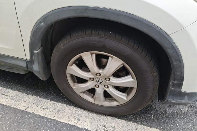 Used Honda CR-V 2012 2.0L two-wheel drive urban version Right Front Wheel Hub