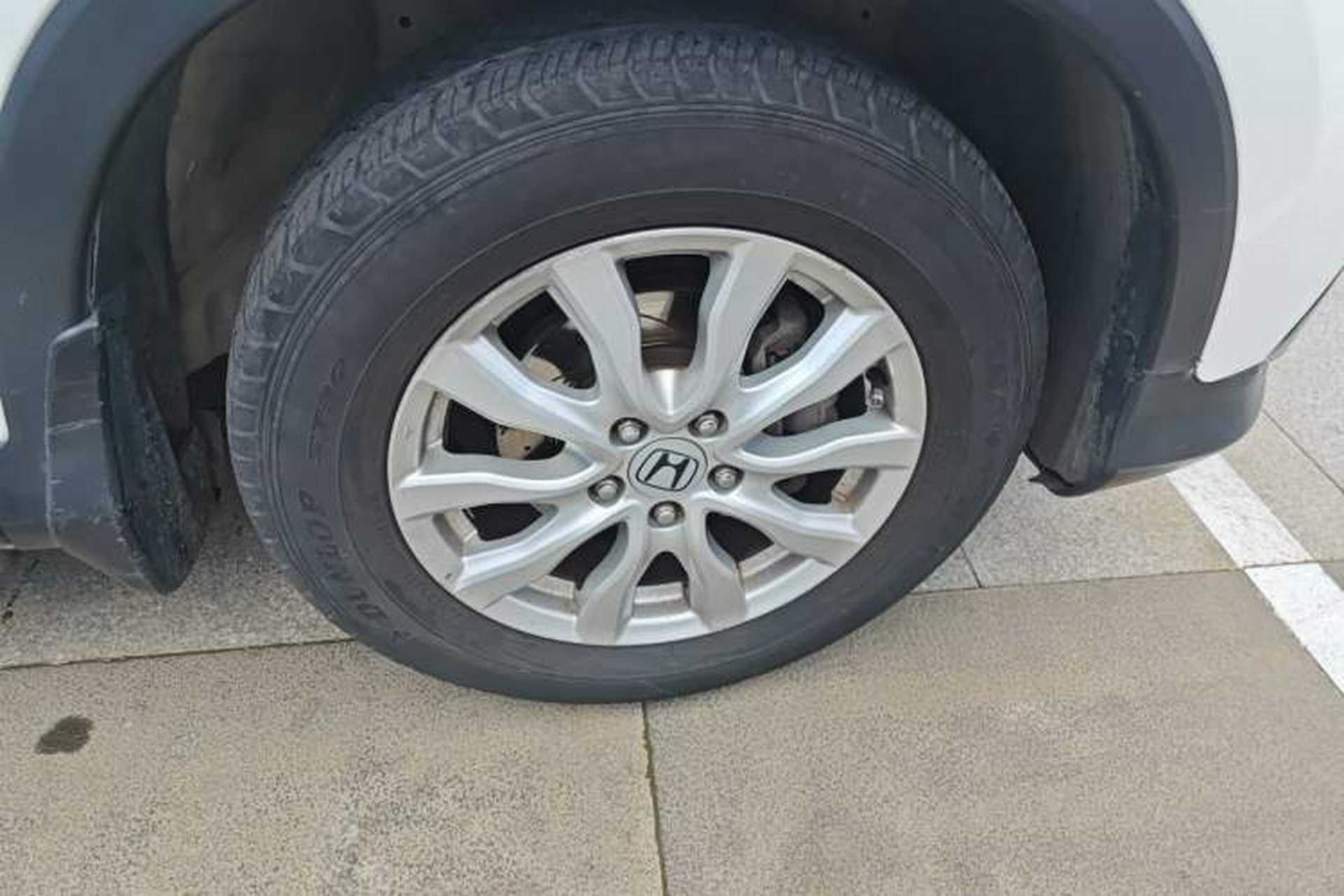 Used Honda CR-V 2012 2.0L Four-wheel Drive Classic Edition Right Front Wheel Hub