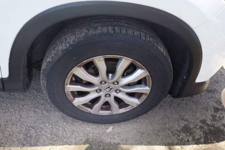 Used Honda CR-V 2012 2.0L Four-wheel Drive Classic Edition Right Front Wheel Hub