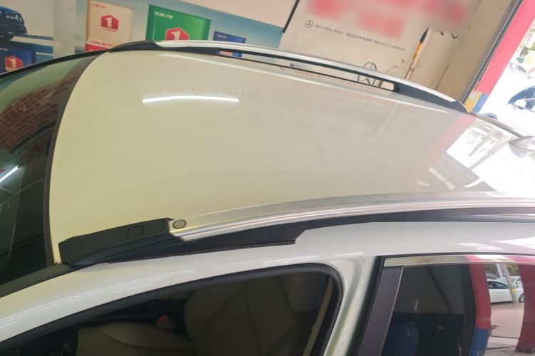 Used Honda CR-V 2012 2.0L two-wheel drive urban version Roof