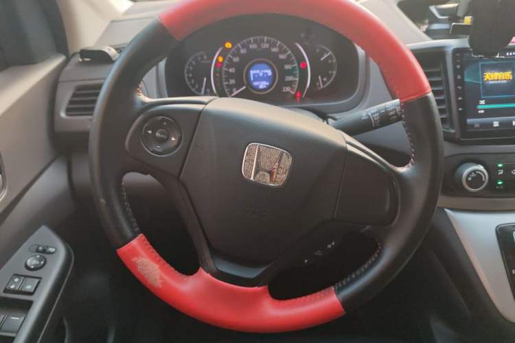 Used Honda CR-V 2012 2.0L two-wheel drive urban version Steering Wheel