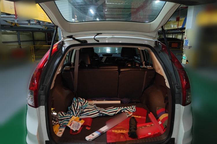 Used Honda CR-V 2012 2.0L two-wheel drive urban version Trunk