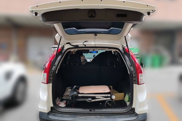 Used Honda CR-V 2012 2.0L two-wheel drive urban version Trunk