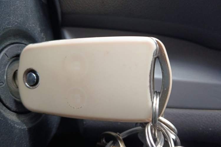 Used Honda CR-V 2012 2.0L two-wheel drive urban version Vehicle Key